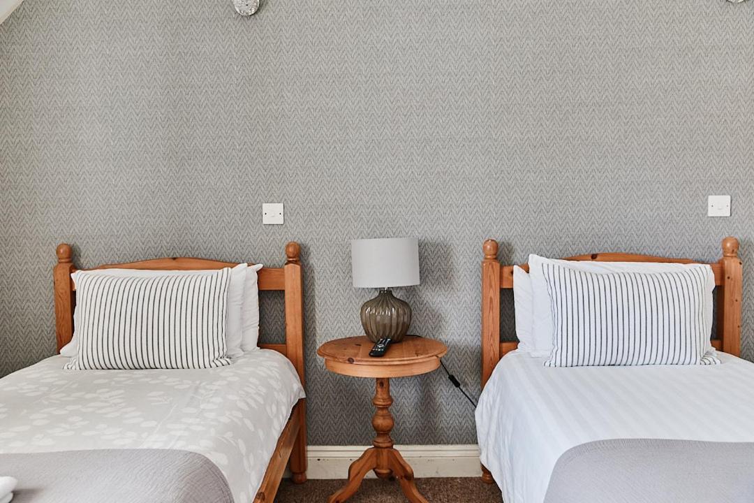 Bed and Breakfast The Bucks Head Carhampton Zewnętrze zdjęcie
